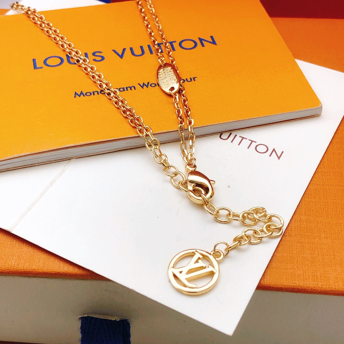 Geometric Floral Station Necklace