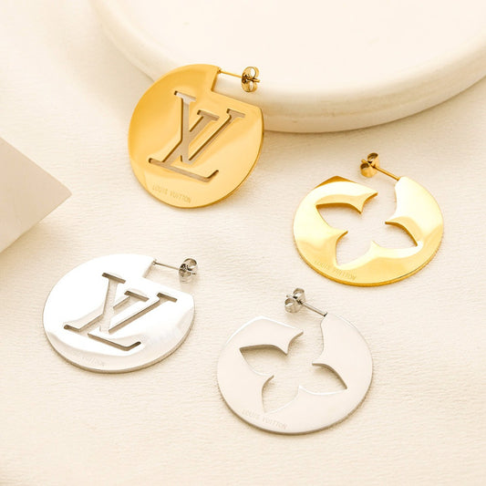 304 Stainless Steel Asymmetric Monogram & Flower Disc Earrings