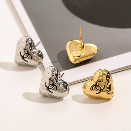 304 Stainless Steel Ornate Heart Stud Earrings