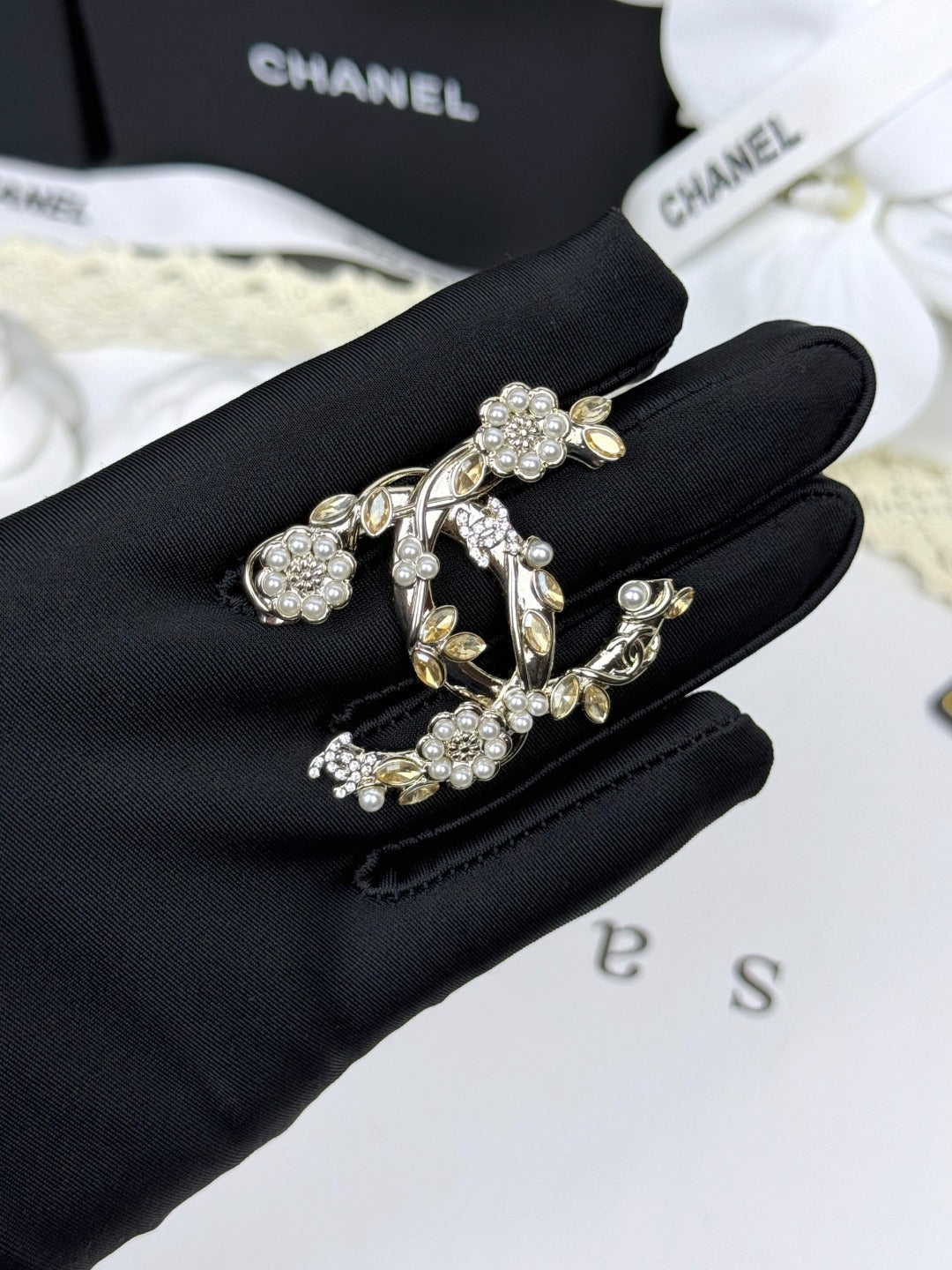 Premium Edition Brooch、Brooches Collection、CH*NEL Series、𝐁𝐫𝐨𝐨𝐜𝐡𝐞𝐬（𝐇）