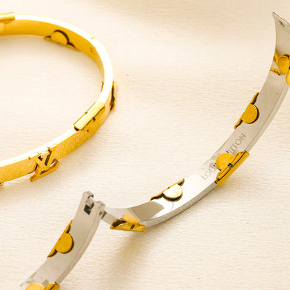 304 Stainless Steel Polished Floral Monogram Band Bracelet