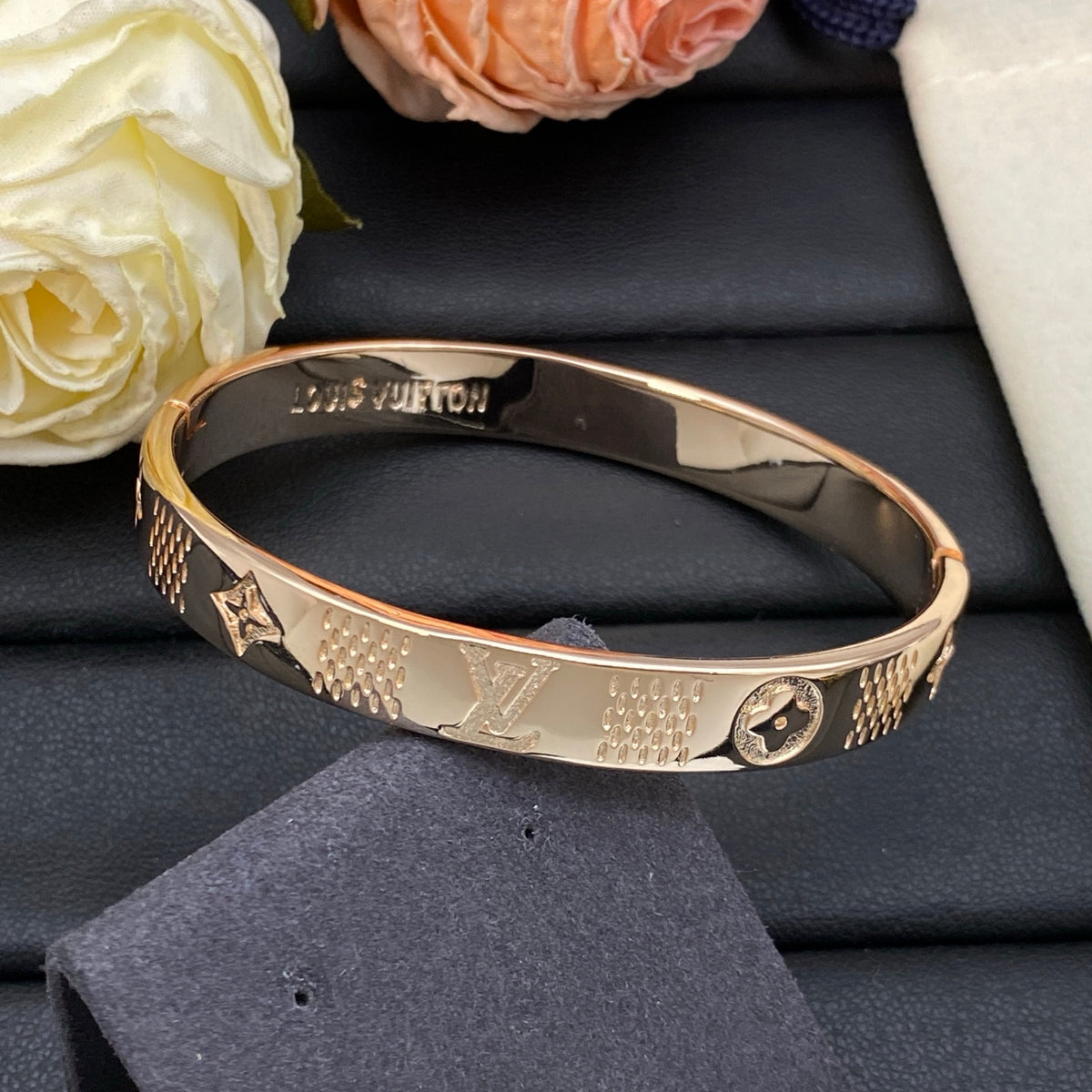 Textured Floral Motif Bangle Bracelet