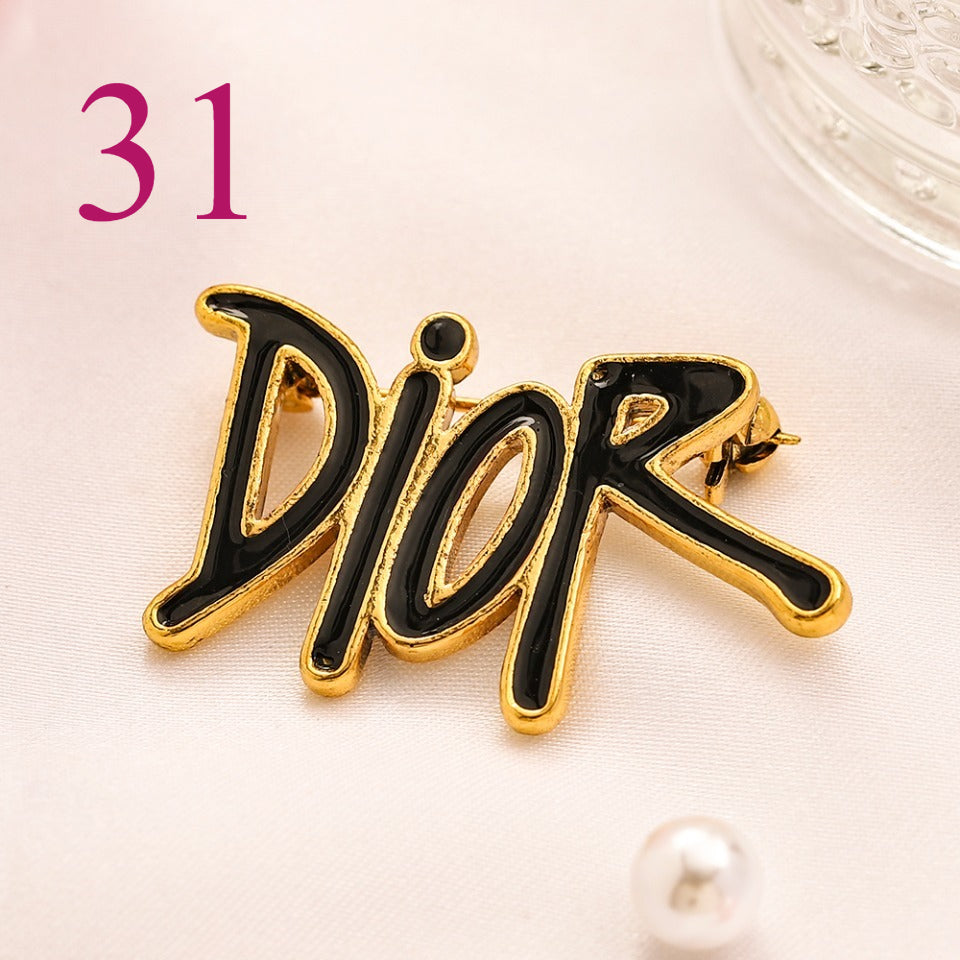 Fashion Brooch Collection,Brooches Collection、GU*CI Series、L*V Series、D*or Series、Y*L Series