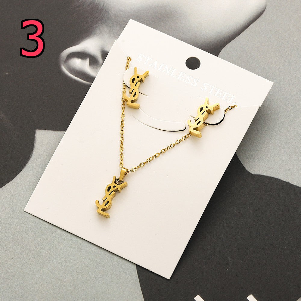 Schmuckset aus Edelstahl 304 (Ohrringe und Halskette)
