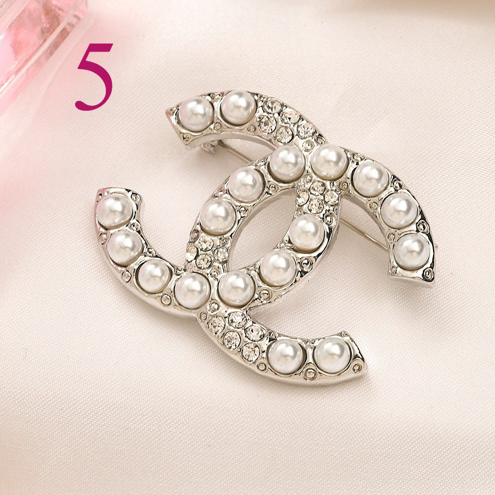 Fashion Brooch Collection,Brooches Collection、CH*NEL Series