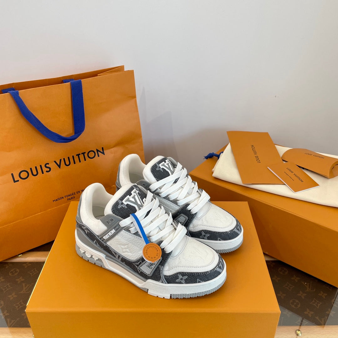 Trainer Sneaker Top Version