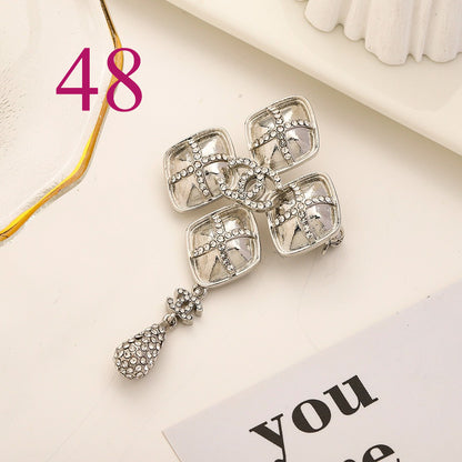 Fashion Brooch Collection,Brooches Collection、CH*NEL Series