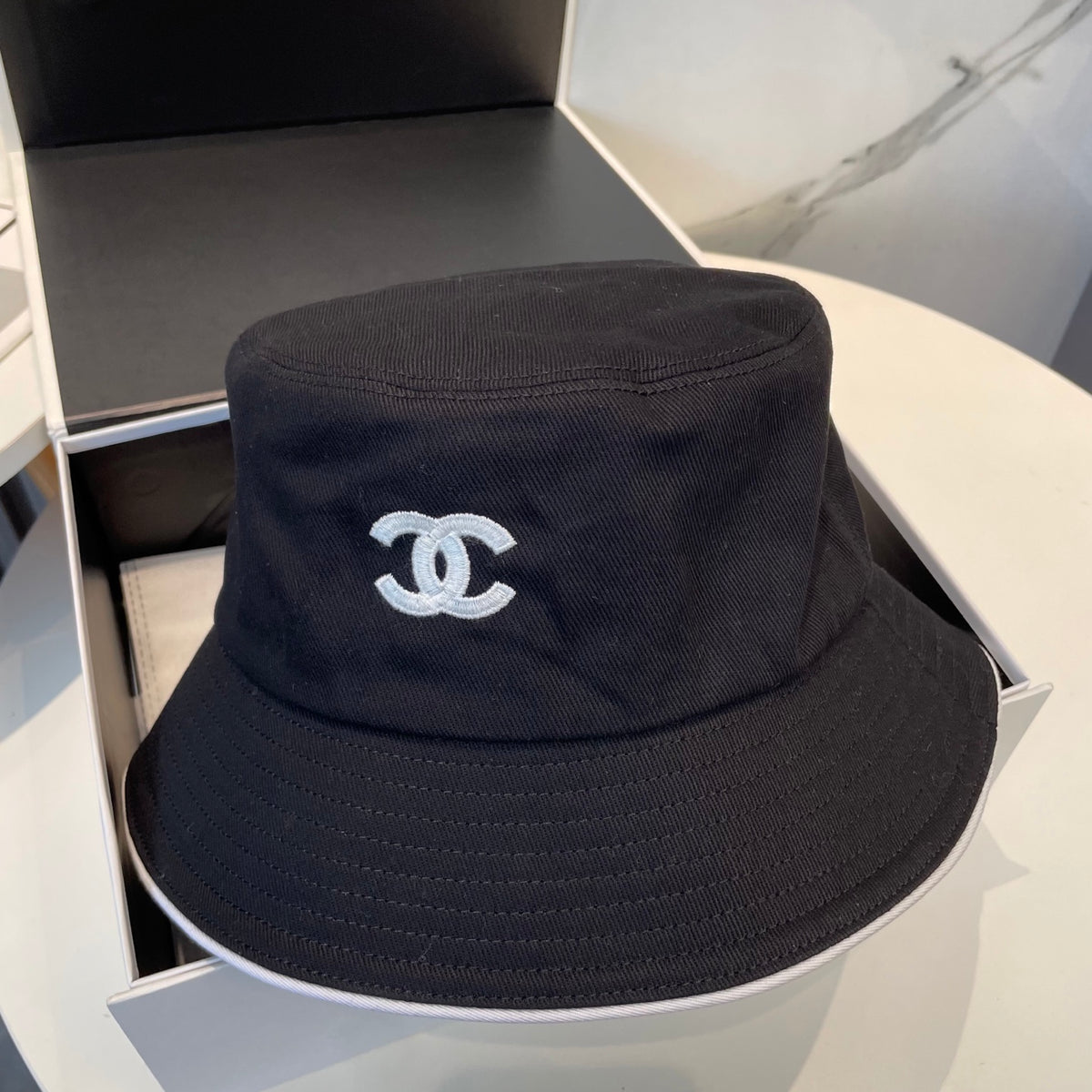 Adjustable Sun Hat for Men Women Outdoor UV Protection CH*NEL Series、Fashion Caps