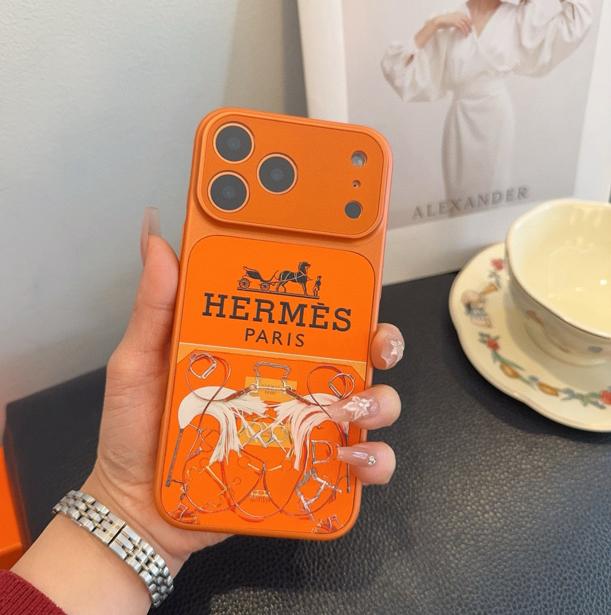 Fashion Aesthetic Shock Absorbing Protective Phone Case  He*mes Series、Fashion Phone Case