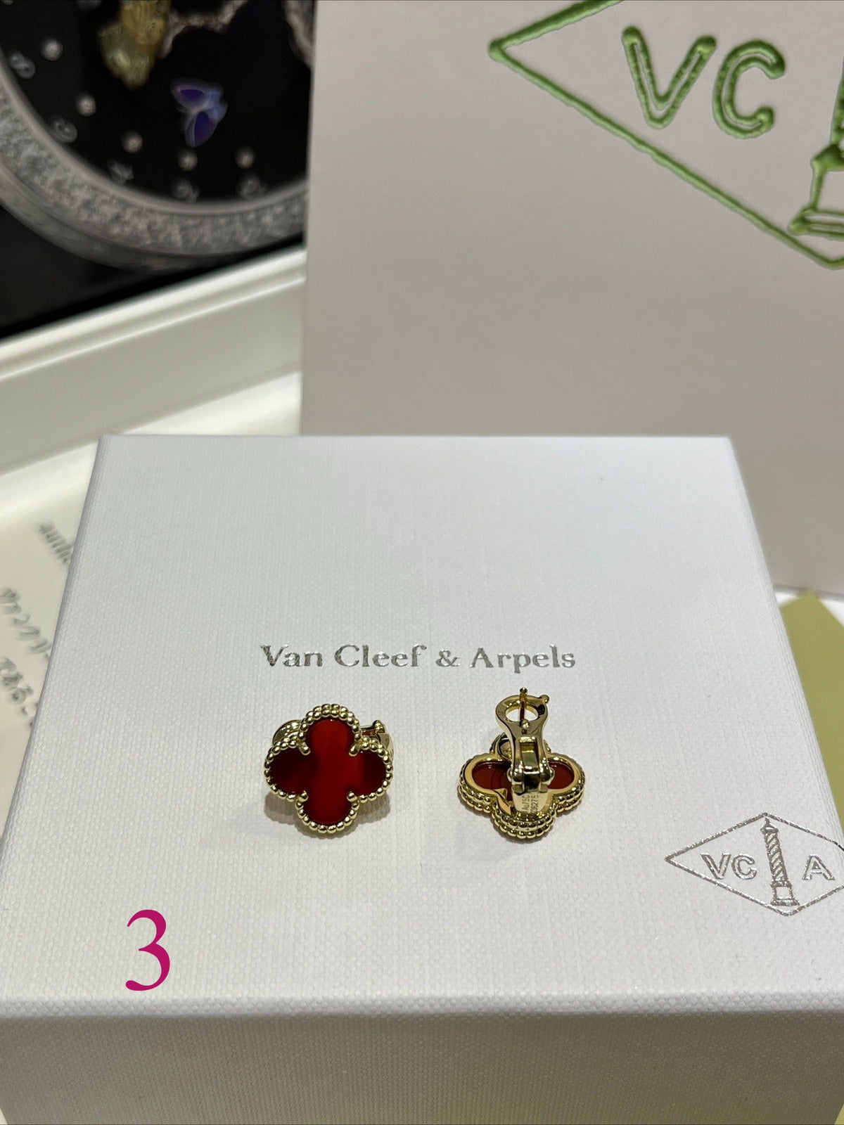 Rounded Quatrefoil Stud Earrings