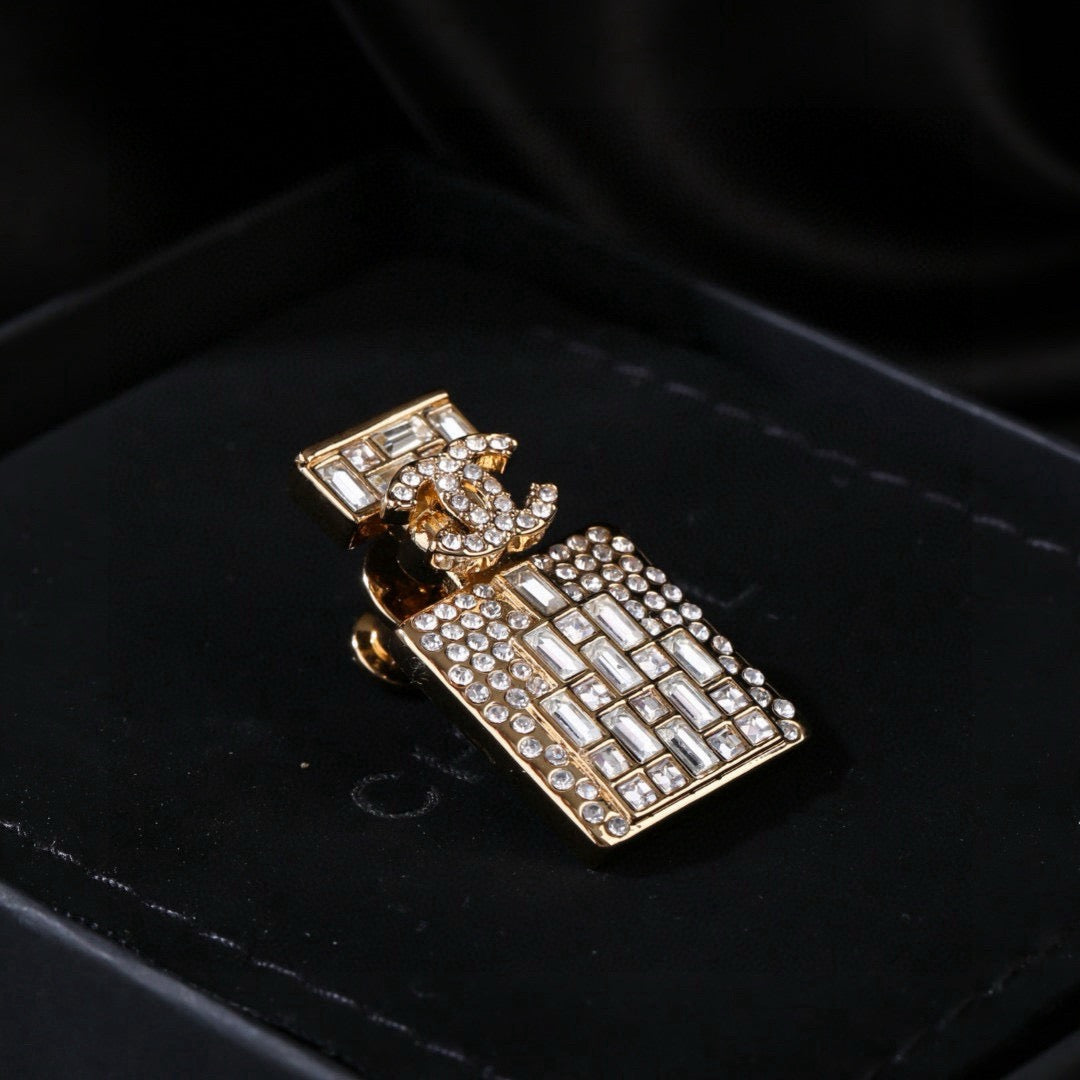 Premium Edition Brooch、Brooches Collection、CH*NEL Series、𝐁𝐫𝐨𝐨𝐜𝐡𝐞𝐬（𝐇）