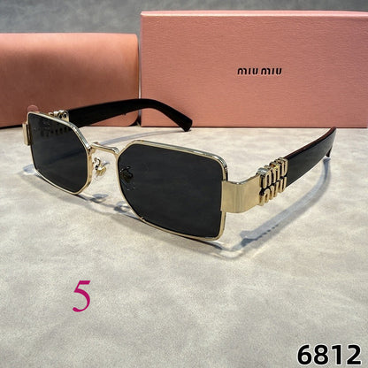Oversized Navigator Sunglasses with Squared Lenses
