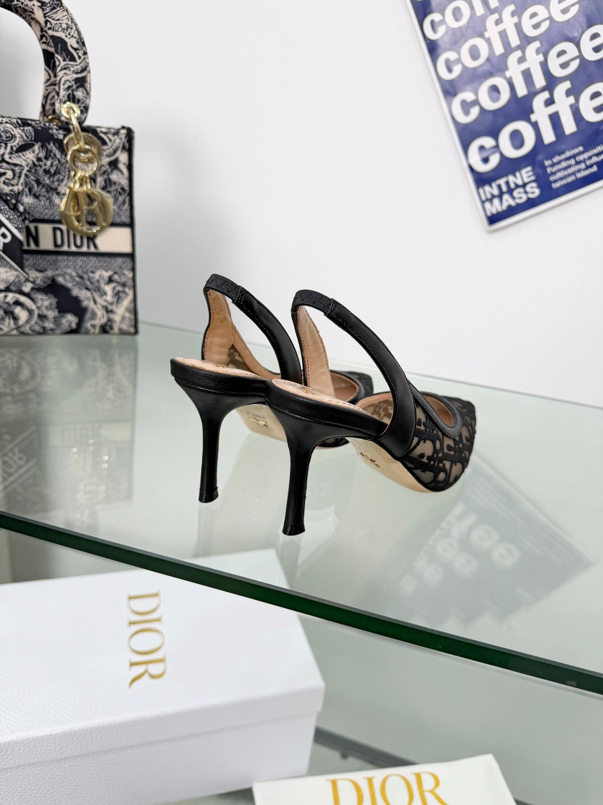 Fashion Sandals & Slippers Daily Footwear  D*or Series、Fashion Sandals & Slippers